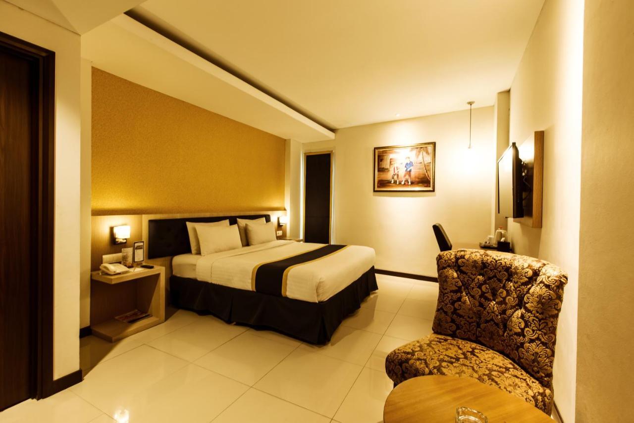 D'Best Hotel Pasar Baru Bandung Exteriér fotografie