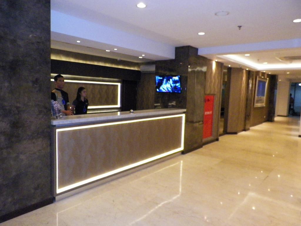 D'Best Hotel Pasar Baru Bandung Exteriér fotografie