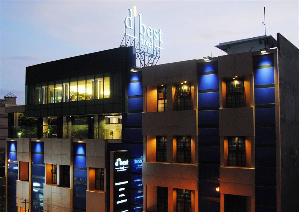 D'Best Hotel Pasar Baru Bandung Exteriér fotografie